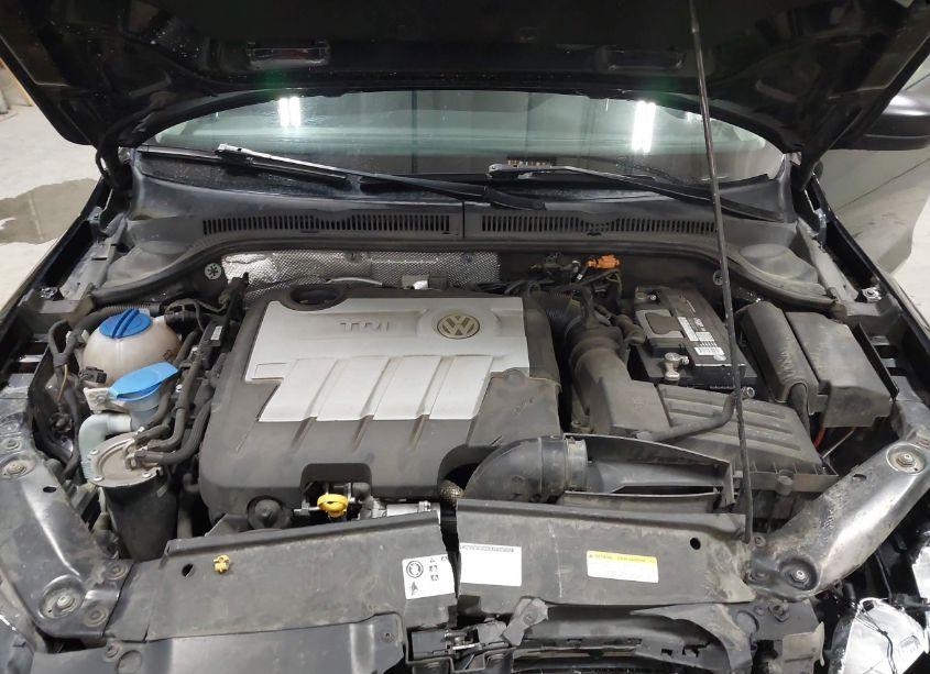 Photo 10 of 2014 Volkswagen Jetta 2.0L TDI VALUE EDITION (VIN 3VWLL7AJ4EM299630)