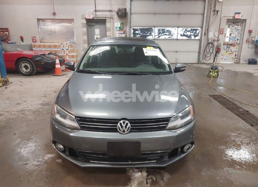 Photo 12 of 2014 Volkswagen Jetta 2.0L TDI (VIN 3VWLL7AJ4EM425825)