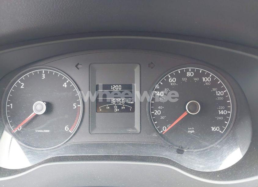 Photo 7 of 2011 Volkswagen Jetta 2.0L TDI (VIN 3VWLL7AJ5BM092188)