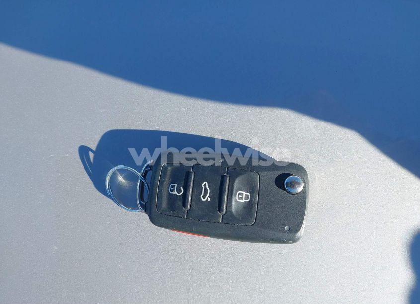 Photo 11 of 2012 Volkswagen Jetta 2.0L TDI (VIN 3VWLL7AJ5CM395540)