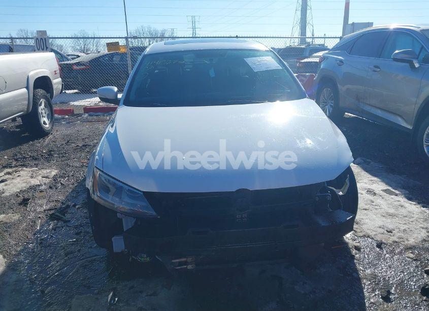 Photo 13 of 2012 Volkswagen Jetta 2.0L TDI (VIN 3VWLL7AJ5CM395540)