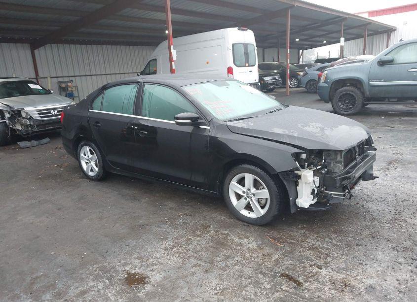 2013 Volkswagen Jetta 2.0L TDI (VIN 3VWLL7AJ5DM259541) main photo