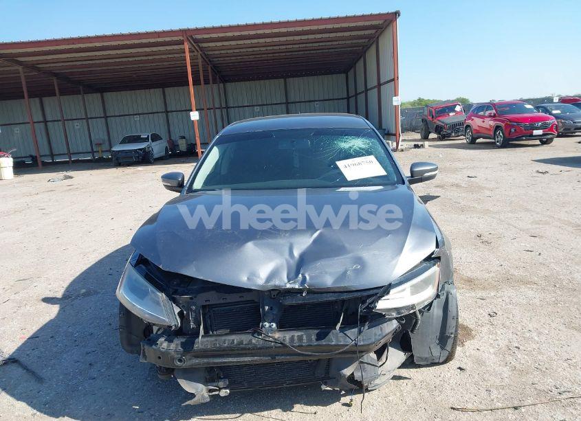 Photo 12 of 2012 Volkswagen Jetta 2.0L TDI (VIN 3VWLL7AJ6CM349747)