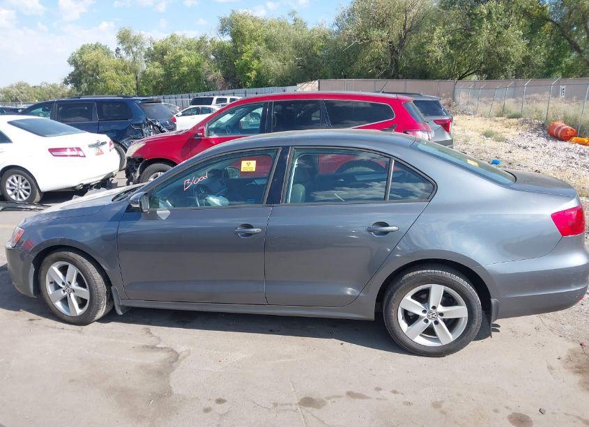 Photo 14 of 2012 Volkswagen Jetta 2.0L TDI (VIN 3VWLL7AJ6CM386328)