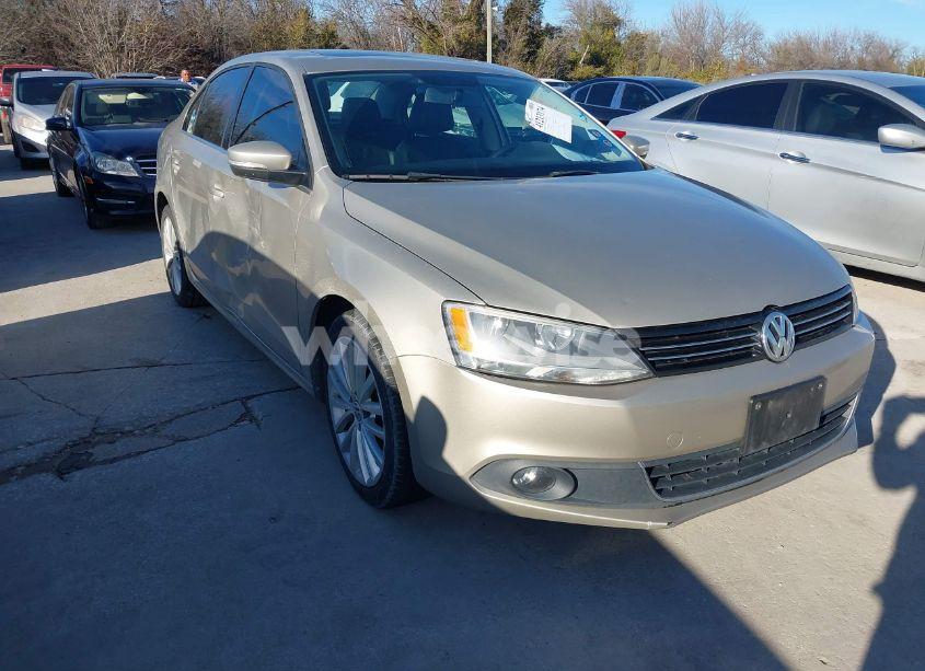 2014 Volkswagen Jetta 2.0L TDI (VIN 3VWLL7AJ6EM279654) main photo