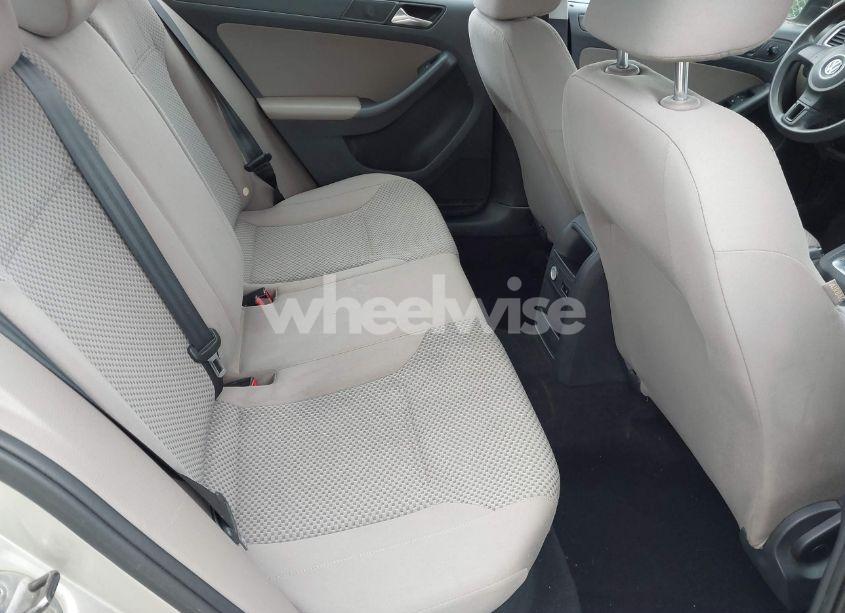 Photo 8 of 2014 Volkswagen Jetta 2.0L TDI VALUE EDITION (VIN 3VWLL7AJ6EM330604)