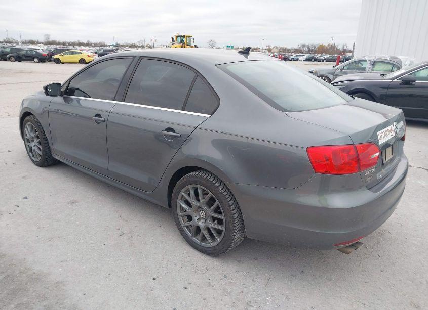 Photo 3 of 2014 Volkswagen Jetta 2.0L TDI (VIN 3VWLL7AJ6EM390012)