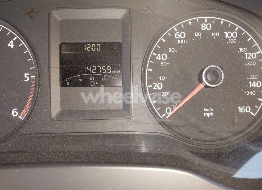 Photo 7 of 2011 Volkswagen Jetta 2.0L TDI (VIN 3VWLL7AJ7BM094041)