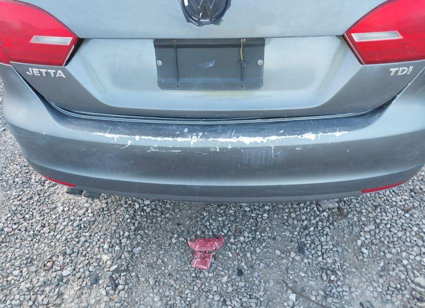 Photo 6 of 2013 Volkswagen Jetta 2.0L TDI (VIN 3VWLL7AJ7DM447770)