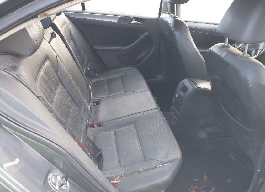 Photo 8 of 2013 Volkswagen Jetta 2.0L TDI (VIN 3VWLL7AJ7DM447770)