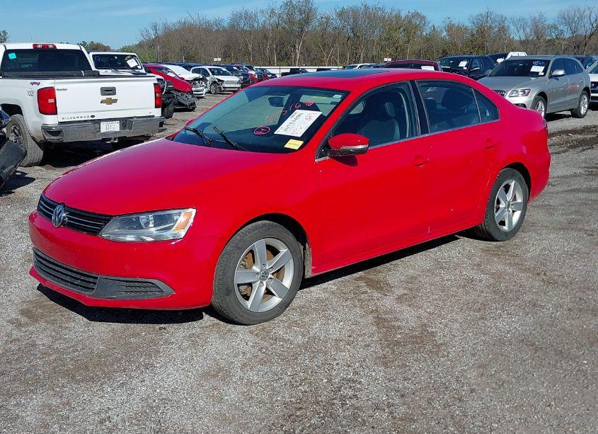 Photo 2 of 2014 Volkswagen Jetta 2.0L TDI (VIN 3VWLL7AJ7EM433384)
