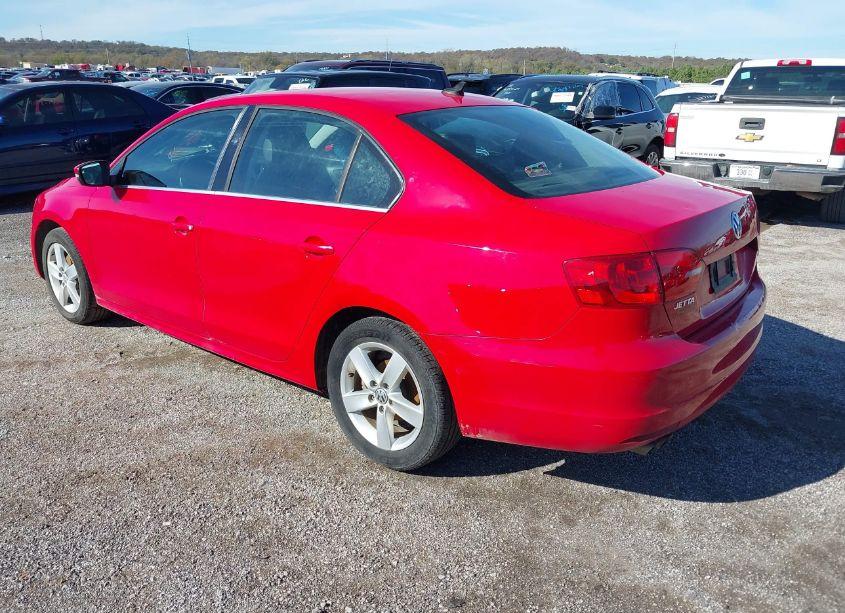Photo 3 of 2014 Volkswagen Jetta 2.0L TDI (VIN 3VWLL7AJ7EM433384)