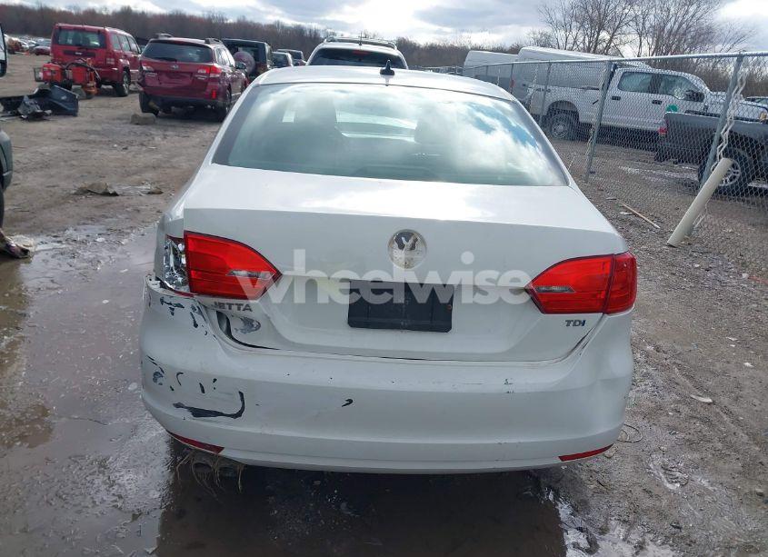 Photo 16 of 2012 Volkswagen Jetta 2.0L TDI (VIN 3VWLL7AJ8CM094552)