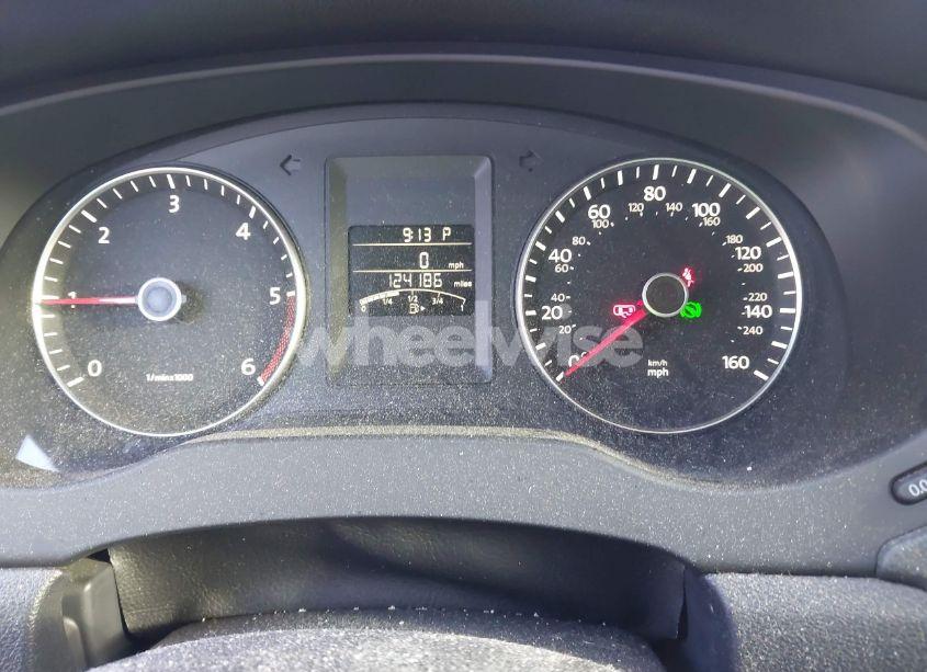 Photo 7 of 2012 Volkswagen Jetta 2.0L TDI (VIN 3VWLL7AJ8CM414811)