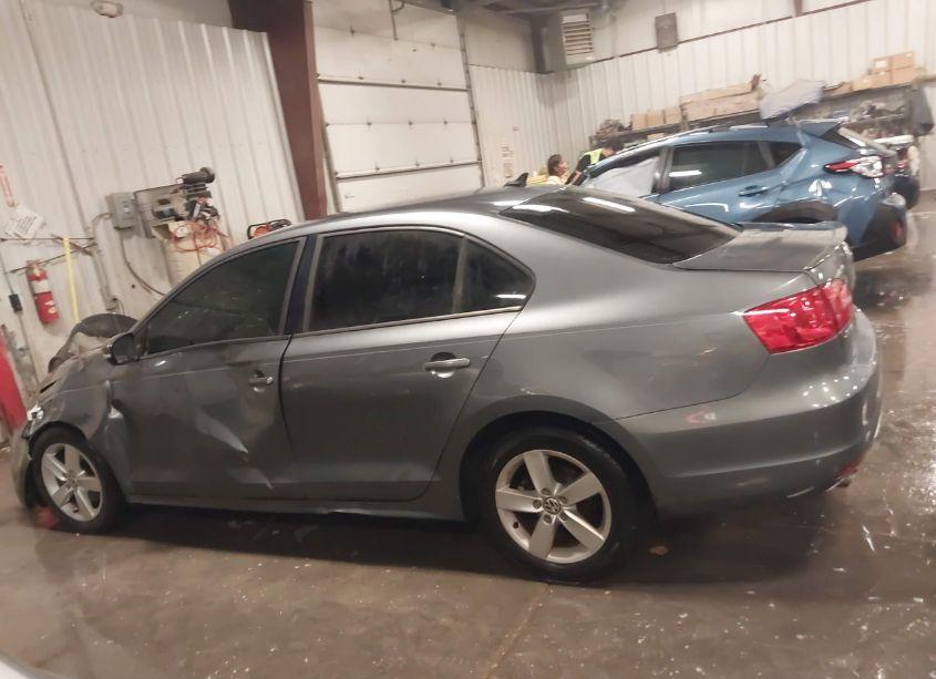 Photo 14 of 2012 Volkswagen Jetta 2.0L TDI (VIN 3VWLL7AJ8CM415652)