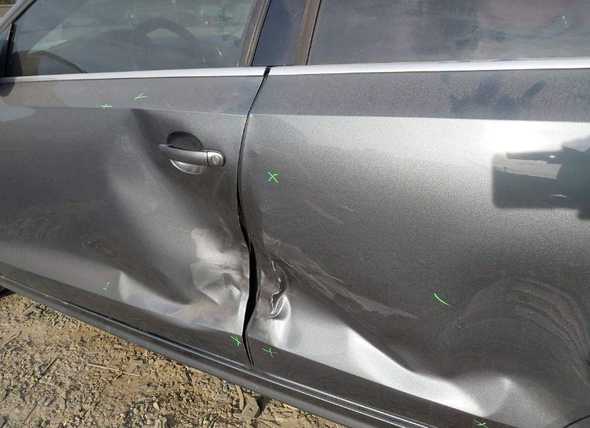 Photo 6 of 2013 Volkswagen Jetta 2.0L TDI (VIN 3VWLL7AJ8DM279914)