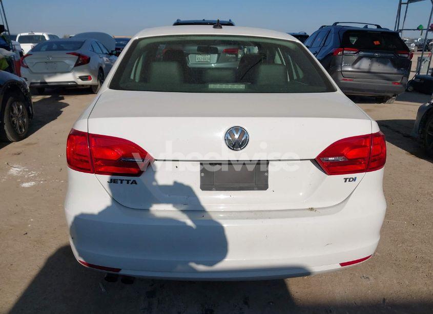 Photo 17 of 2013 Volkswagen Jetta 2.0L TDI (VIN 3VWLL7AJ8DM411442)