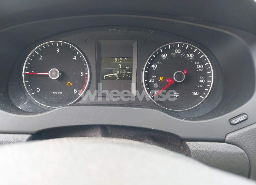 Photo 7 of 2014 Volkswagen Jetta 2.0L TDI (VIN 3VWLL7AJ8EM266890)