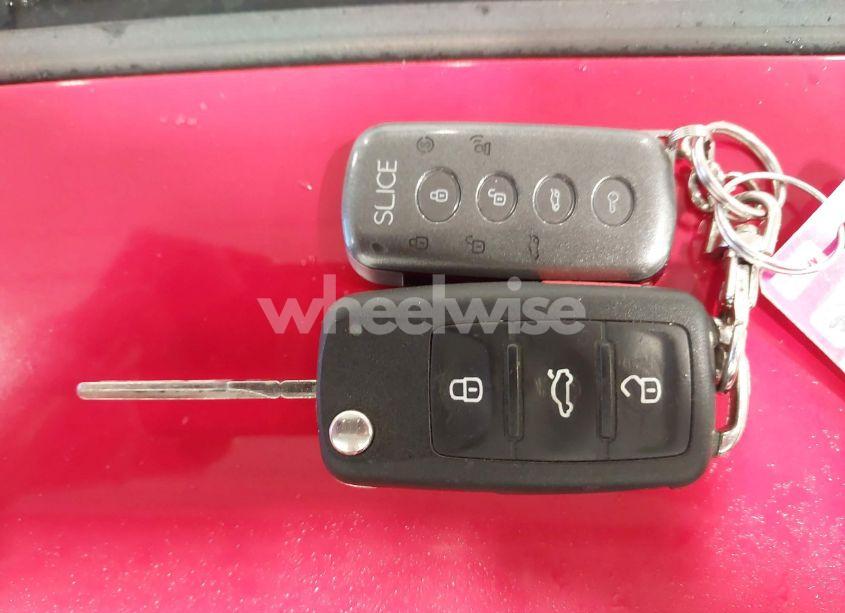 Photo 11 of 2012 Volkswagen Jetta 2.0L TDI (VIN 3VWLL7AJ9CM317343)