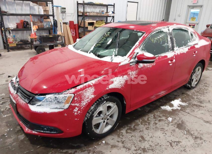 Photo 2 of 2012 Volkswagen Jetta 2.0L TDI (VIN 3VWLL7AJ9CM317343)