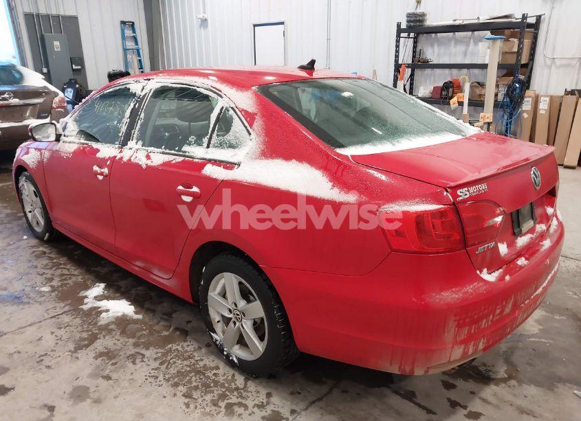 Photo 3 of 2012 Volkswagen Jetta 2.0L TDI (VIN 3VWLL7AJ9CM317343)