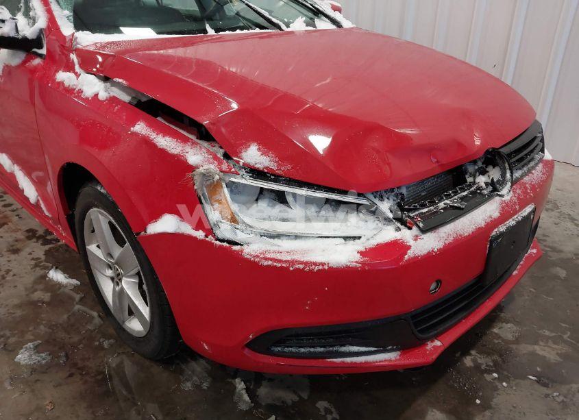 Photo 6 of 2012 Volkswagen Jetta 2.0L TDI (VIN 3VWLL7AJ9CM317343)