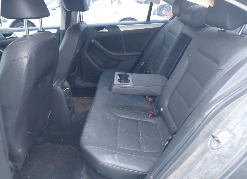 Photo 8 of 2012 Volkswagen Jetta 2.0L TDI (VIN 3VWLL7AJ9CM321117)