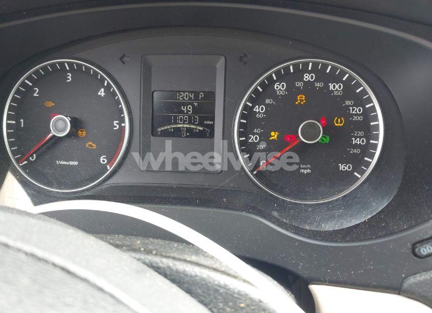 Photo 7 of 2012 Volkswagen Jetta 2.0L TDI (VIN 3VWLL7AJ9CM329962)