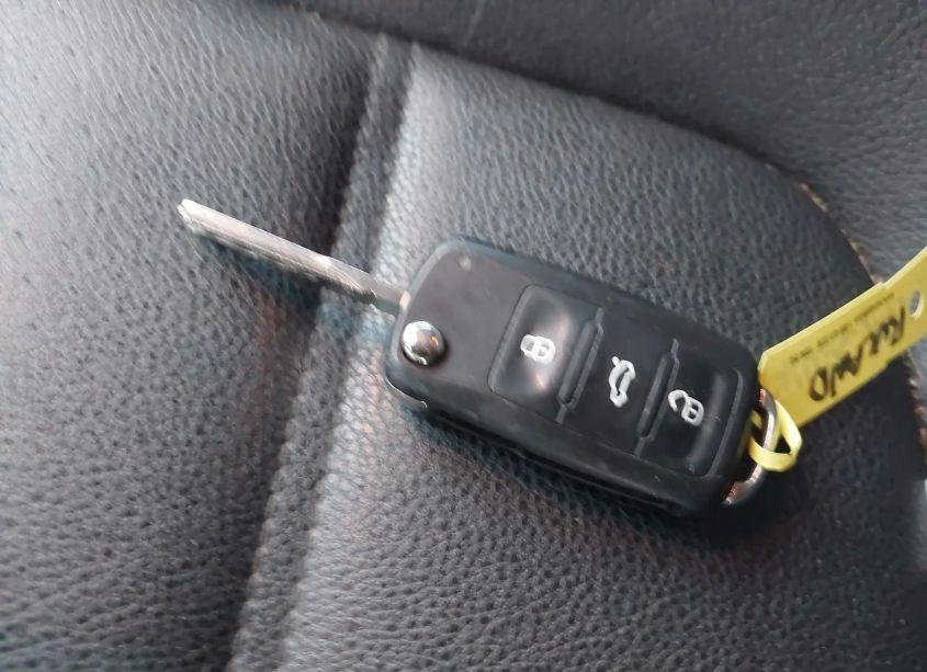 Photo 11 of 2012 Volkswagen Jetta 2.0L TDI (VIN 3VWLL7AJ9CM387019)