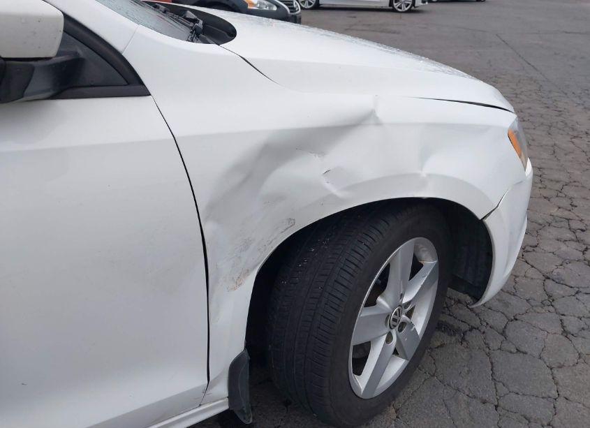 Photo 17 of 2012 Volkswagen Jetta 2.0L TDI (VIN 3VWLL7AJ9CM387019)