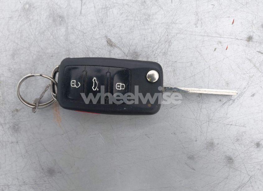 Photo 11 of 2013 Volkswagen Jetta 2.0L TDI (VIN 3VWLL7AJ9DM241673)