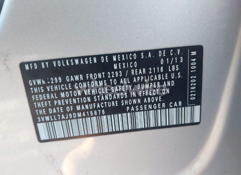 Photo 9 of 2013 Volkswagen Jetta 2.0L TDI (VIN 3VWLL7AJ9DM415676)