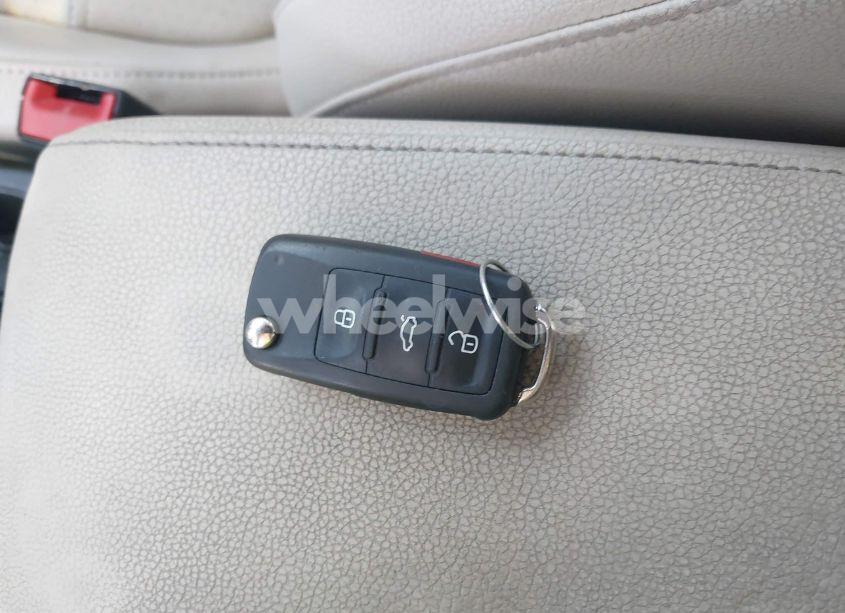 Photo 11 of 2014 Volkswagen Jetta 2.0L TDI (VIN 3VWLL7AJ9EM376153)