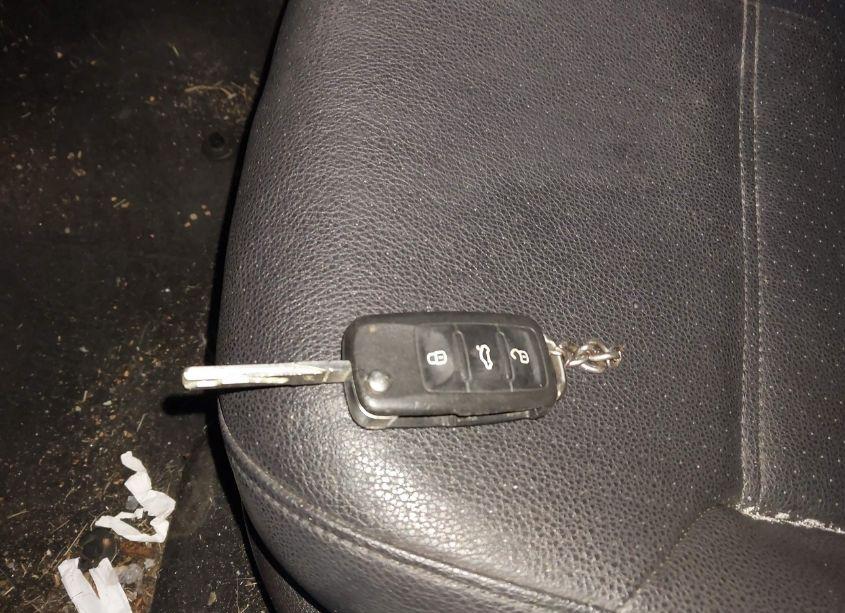 Photo 11 of 2011 Volkswagen Jetta 2.0L TDI (VIN 3VWLL7AJXBM097645)