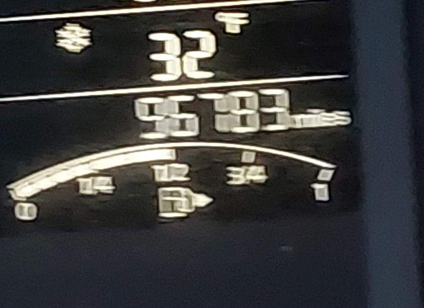 Photo 12 of 2011 Volkswagen Jetta 2.0L TDI (VIN 3VWLL7AJXBM097645)