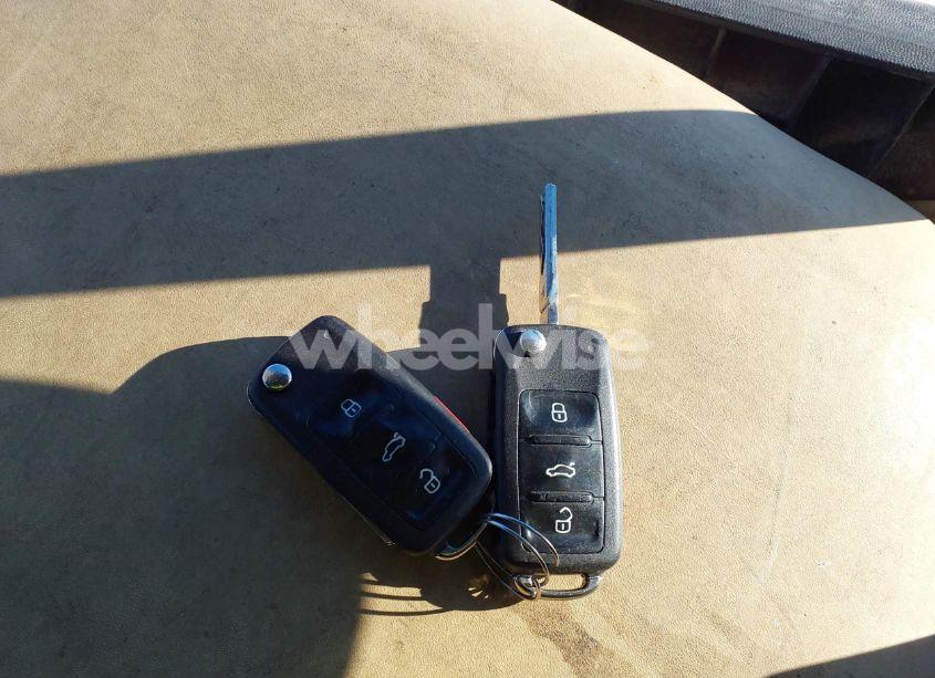 Photo 11 of 2012 Volkswagen Jetta 2.0L TDI (VIN 3VWLL7AJXCM320123)