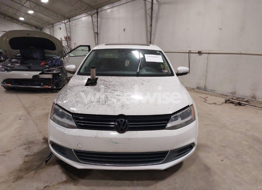 Photo 6 of 2013 Volkswagen Jetta 2.0L TDI (VIN 3VWLL7AJXDM380579)