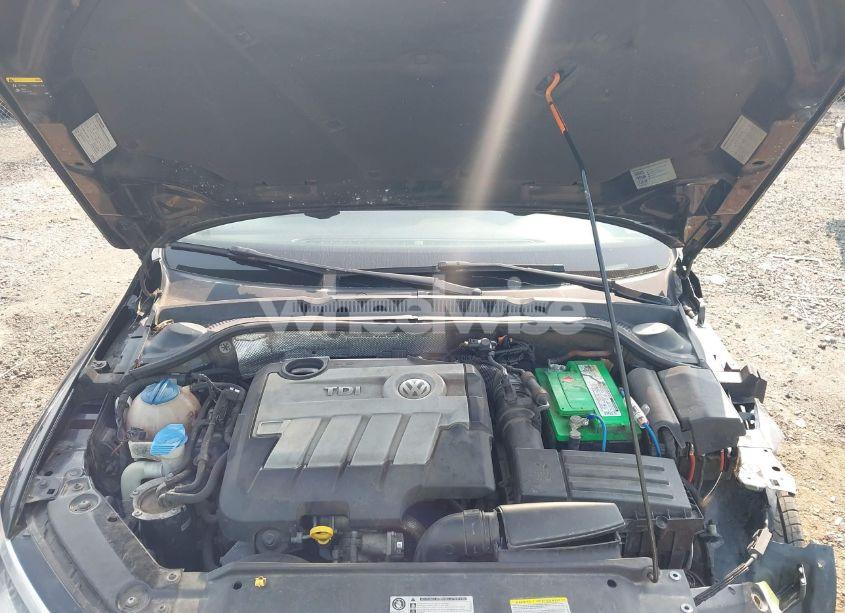 Photo 10 of 2014 Volkswagen Jetta 2.0L TDI VALUE EDITION (VIN 3VWLL7AJXEM330928)