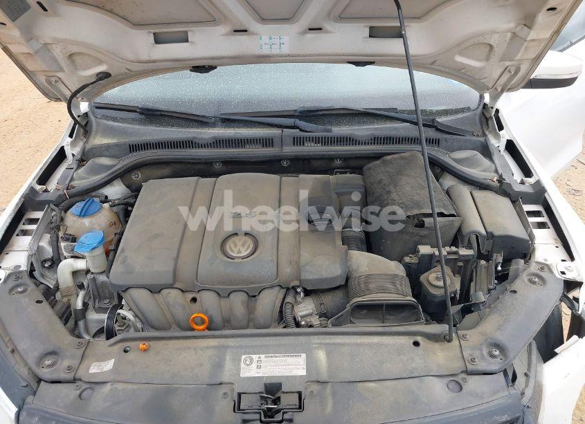 Photo 10 of 2012 Volkswagen Jetta 2.5L SEL (VIN 3VWLP7AJ3CM325796)