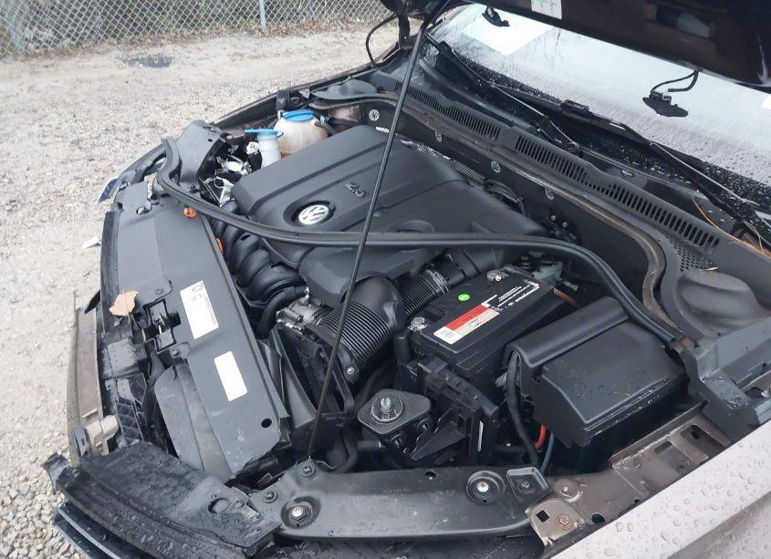 Photo 10 of 2012 Volkswagen Jetta 2.5L SEL PREMIUM (VIN 3VWLP7AJ3CM428152)