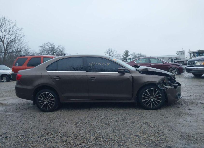 Photo 13 of 2012 Volkswagen Jetta 2.5L SEL PREMIUM (VIN 3VWLP7AJ3CM428152)