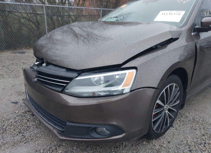 Photo 19 of 2012 Volkswagen Jetta 2.5L SEL PREMIUM (VIN 3VWLP7AJ3CM428152)