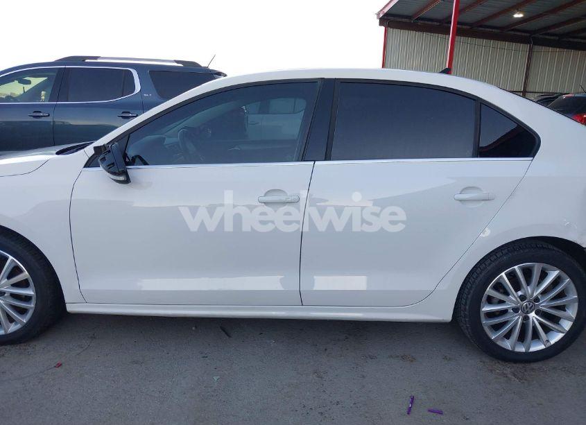Photo 14 of 2013 Volkswagen Jetta 2.5L SEL (VIN 3VWLP7AJ6DM292021)