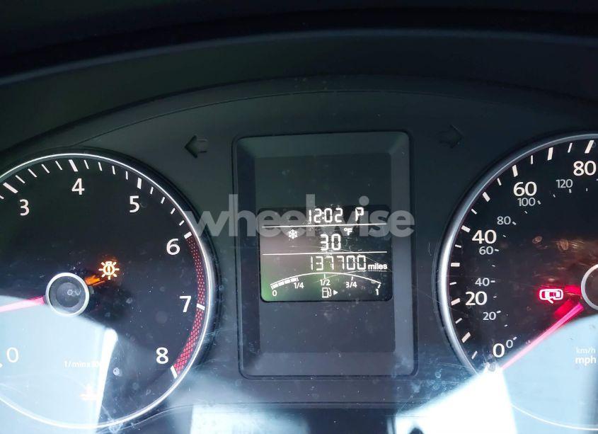 Photo 15 of 2013 Volkswagen Jetta 2.5L SEL (VIN 3VWLP7AJ6DM292021)