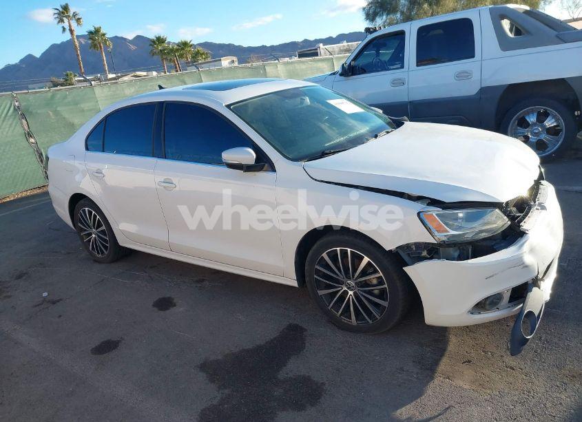 Photo 13 of 2012 Volkswagen Jetta 2.5L SEL PREMIUM (VIN 3VWLP7AJ7CM412956)