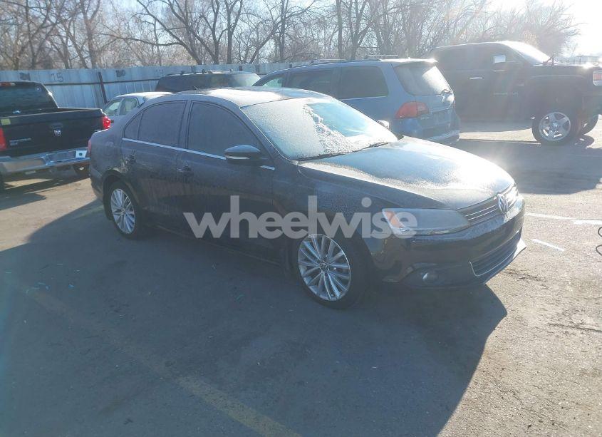 2012 Volkswagen Jetta 2.5L SEL (VIN 3VWLP7AJ8CM008418) main photo