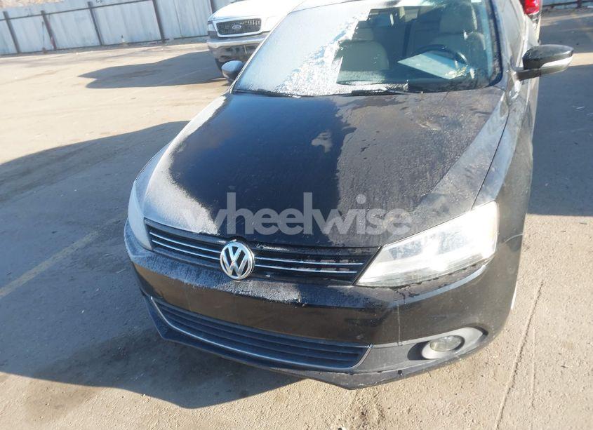 Photo 6 of 2012 Volkswagen Jetta 2.5L SEL (VIN 3VWLP7AJ8CM008418)