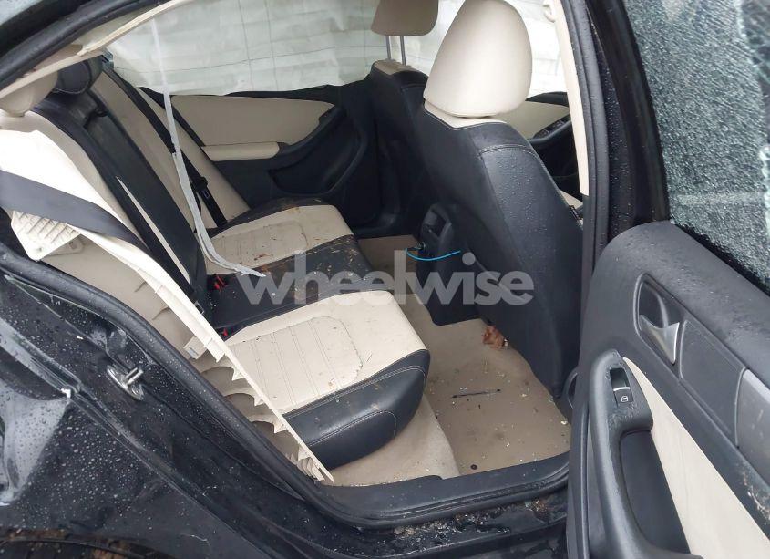 Photo 8 of 2012 Volkswagen Jetta 2.5L SEL PREMIUM (VIN 3VWLP7AJ8CM366604)