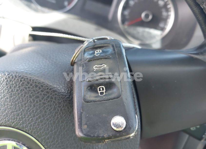 Photo 11 of 2012 Volkswagen Jetta 2.5L SEL PREMIUM (VIN 3VWLP7AJXCM428729)