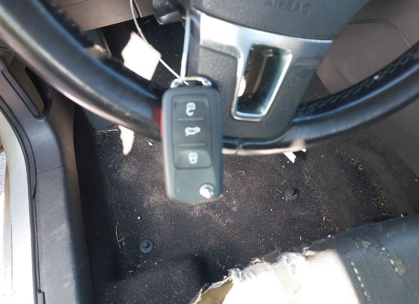 Photo 11 of 2011 Volkswagen Jetta 2.5L SEL (VIN 3VWLX7AJ1BM328601)